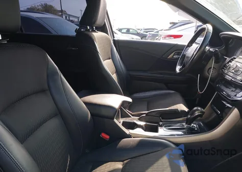 2017 Honda Accord Sport из США, поврежденный, VIN 1HGCR2F58HA154321